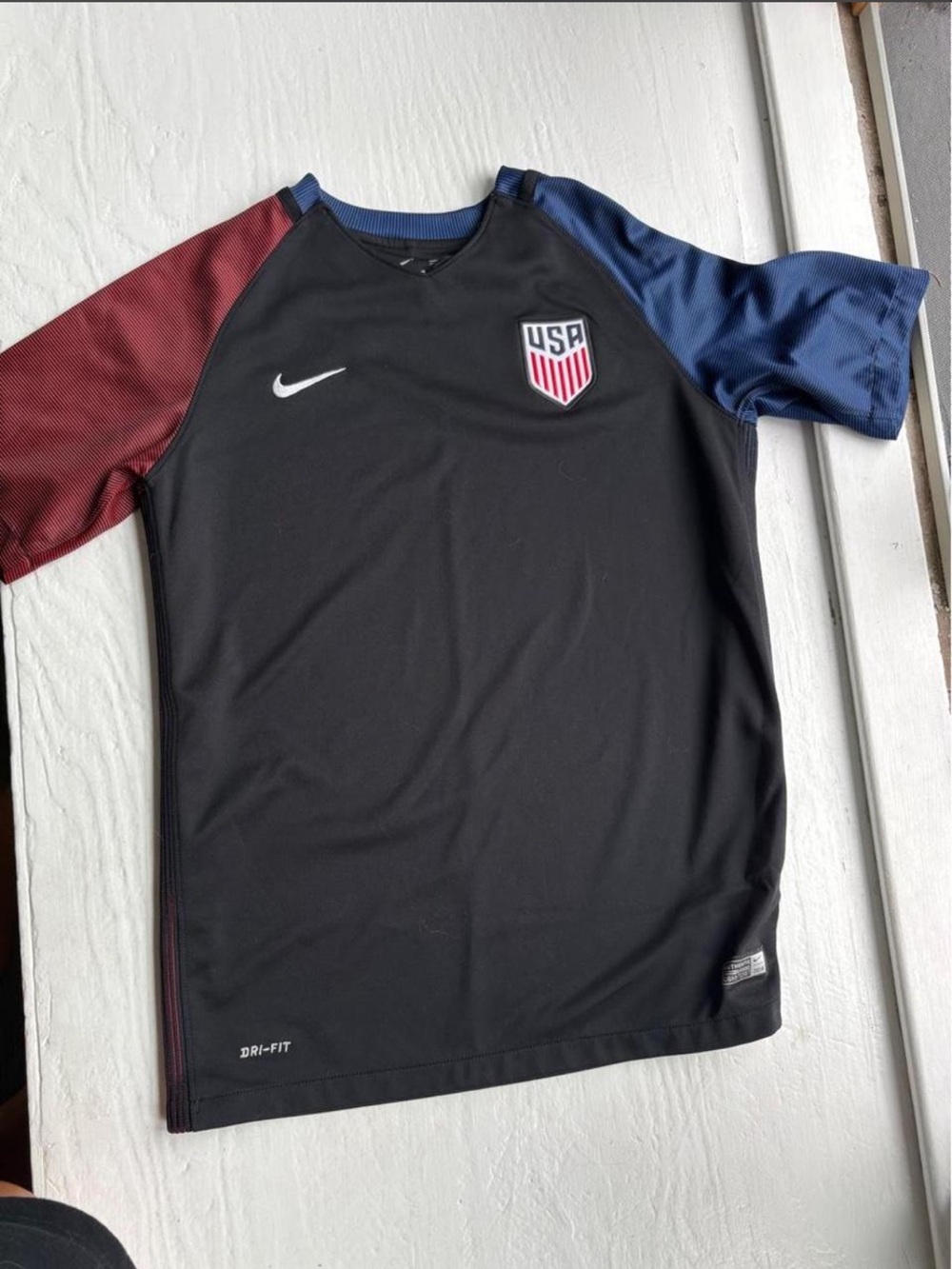 Nike Dri-FIT 2016 USA Soccer Away Jersey Black Red Blue Crest YXL/ Women’s S